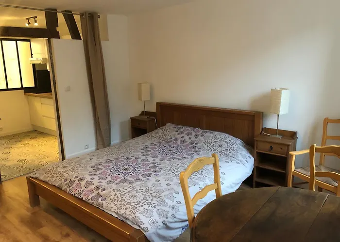 Gite Ancien Relais De Saint-Jacques